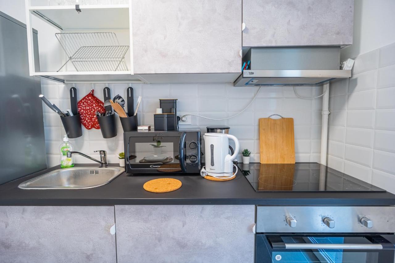 Spacious Newly Renovated 2Br Apartments With Balcony Bucarest Exterior foto